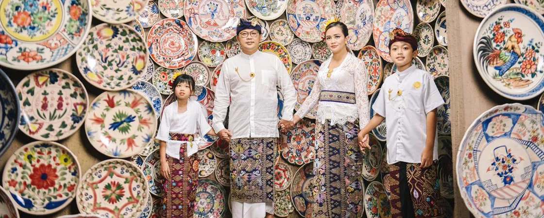 Bali Traditional Costume Photoshoot Experience at Asana Artseum | Bali Made Tour